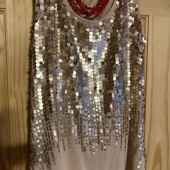 Gold and Taupe sequin tank top - Picture 2 of 4